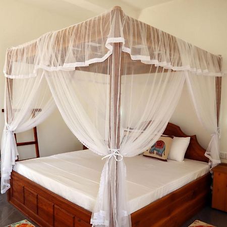 Ella Touch Bed & Breakfast ภายนอก รูปภาพ